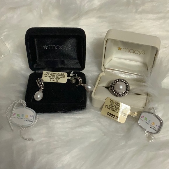 Fresh Cultured Pearls by Honora. Pearls earrings with drop...